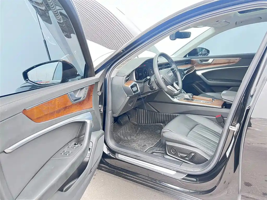 AUDI A6L 2021