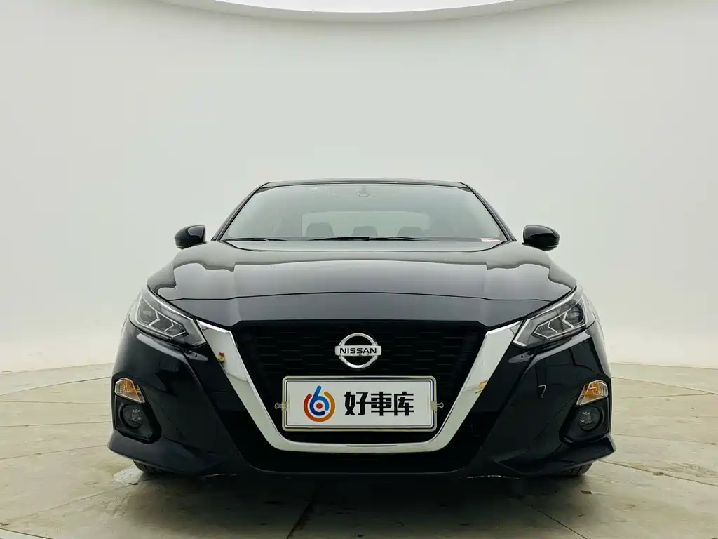 NISSAN TEANA 2019