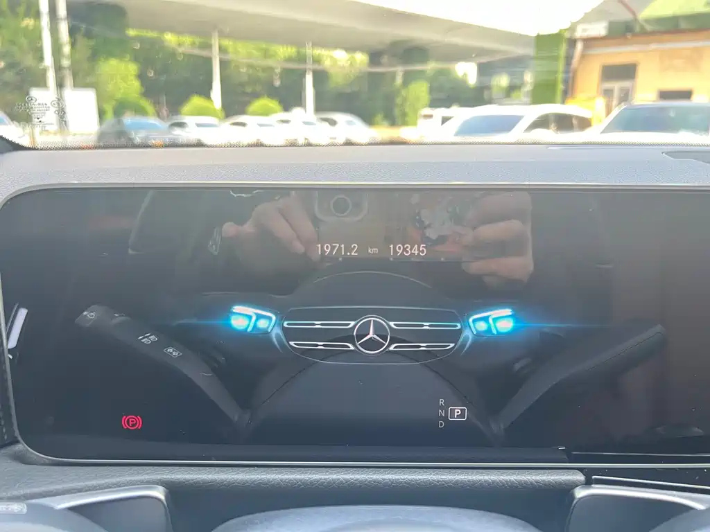 MERCEDES BENZ GLB 2020