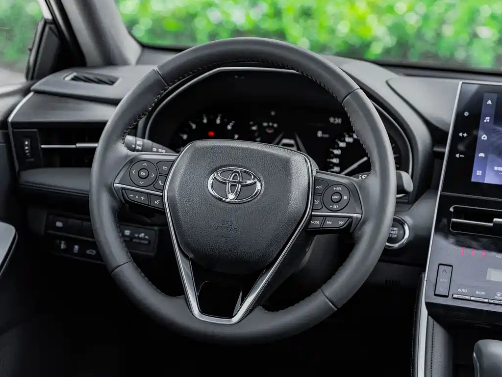 TOYOTA AVALON 2023