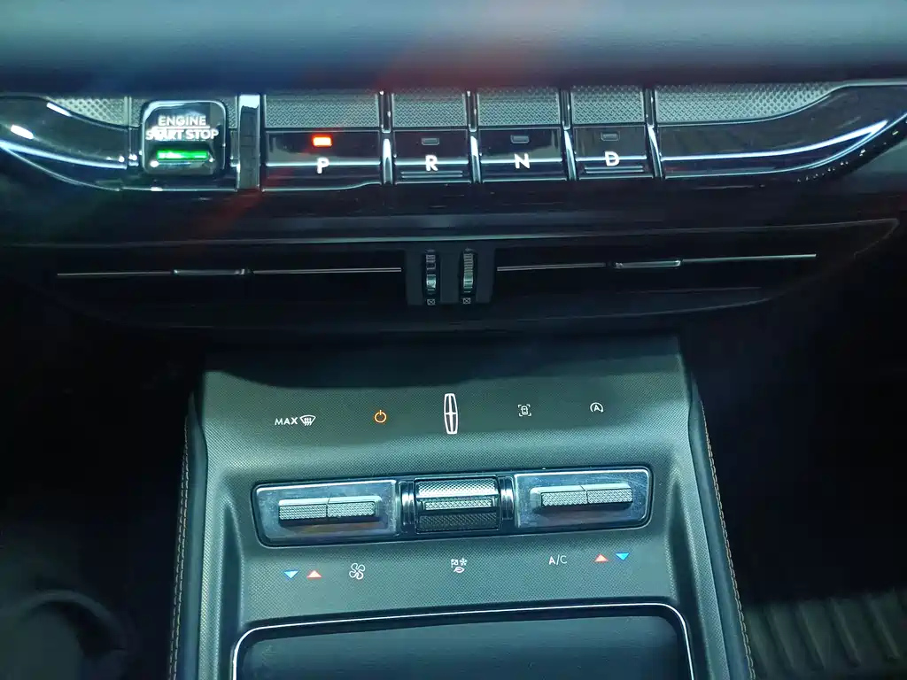 LINCOLN Z 2023
