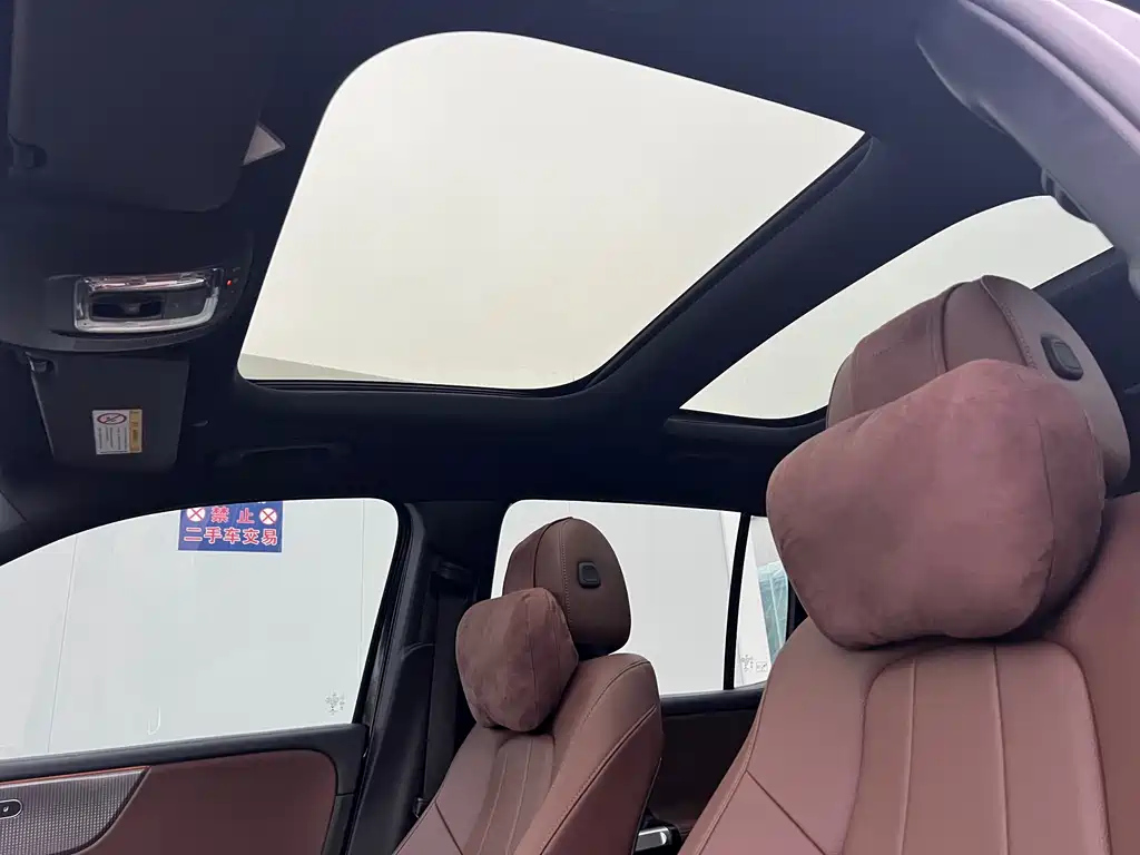 MERCEDES BENZ GLB 2022