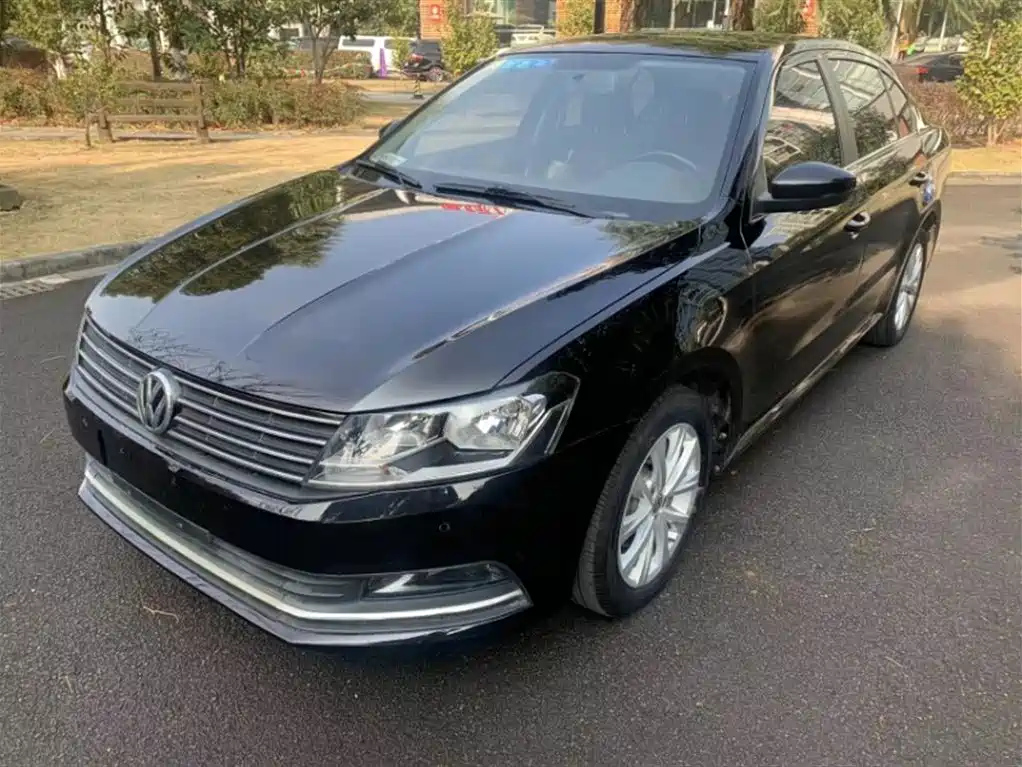 VOLKSWAGEN LAVIDA 2016
