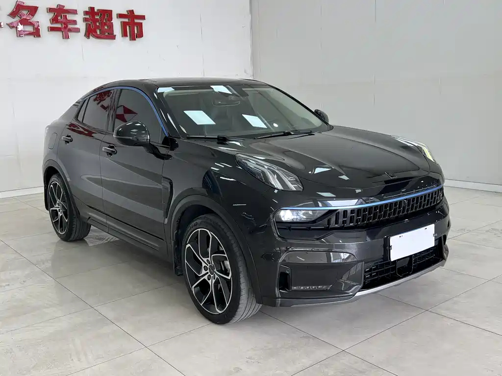 LYNK&CO 05 2020