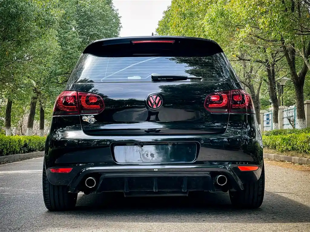 VOLKSWAGEN GOLF 2011