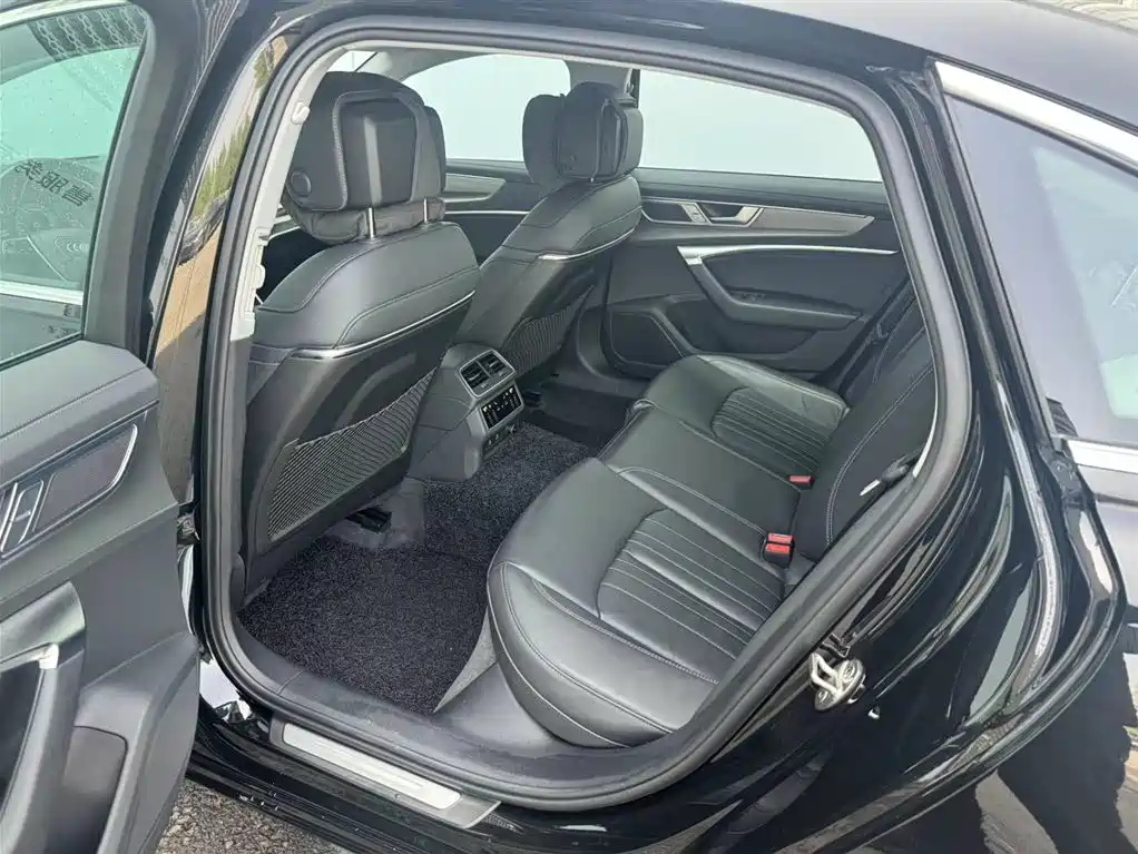 AUDI A6L 2023