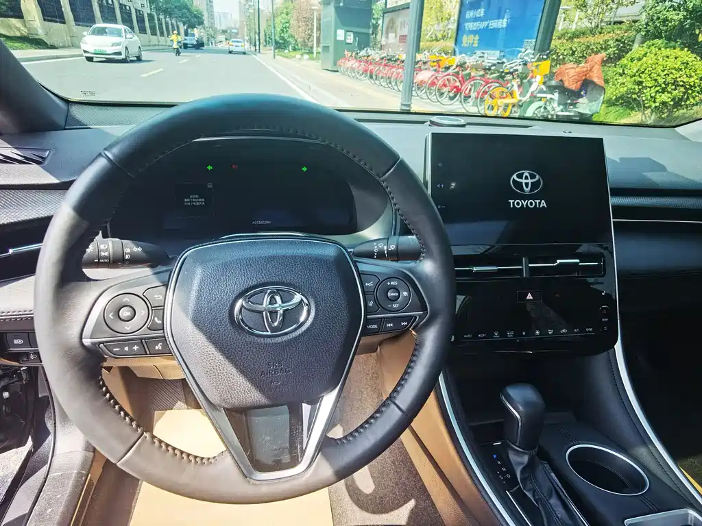 TOYOTA AVALON 2023