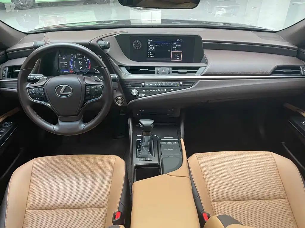 LEXUS ES 2021
