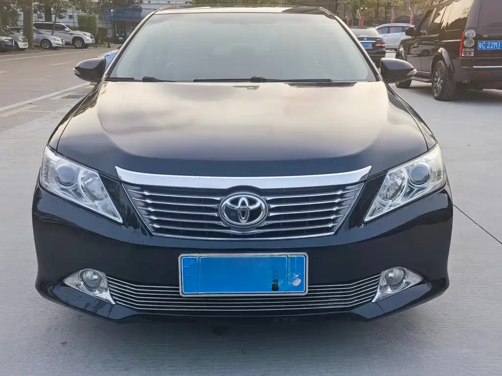 TOYOTA CAMRY 2014