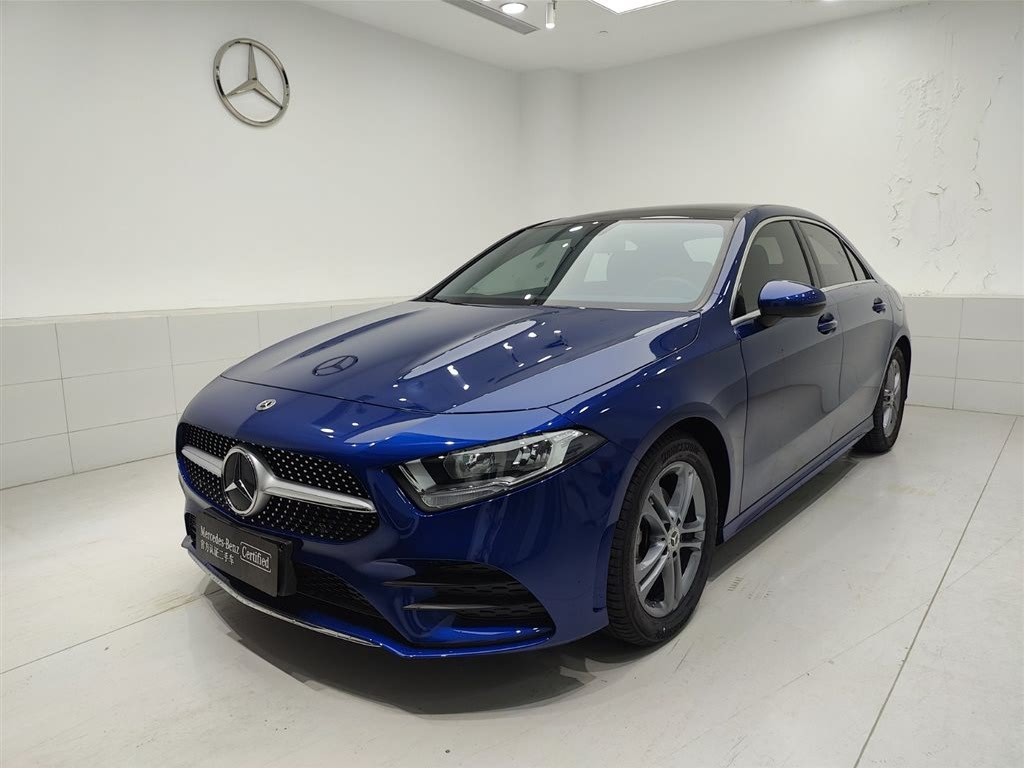 MERCEDES BENZ A-CLASS 2021