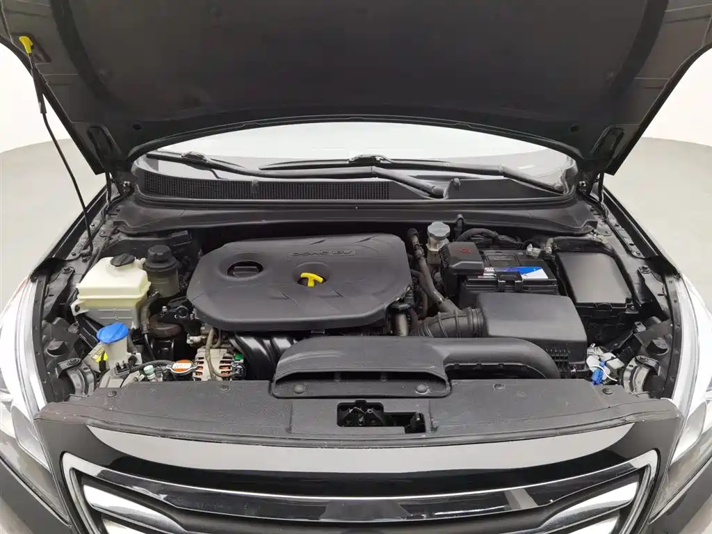 HYUNDAI MISTRA 2016