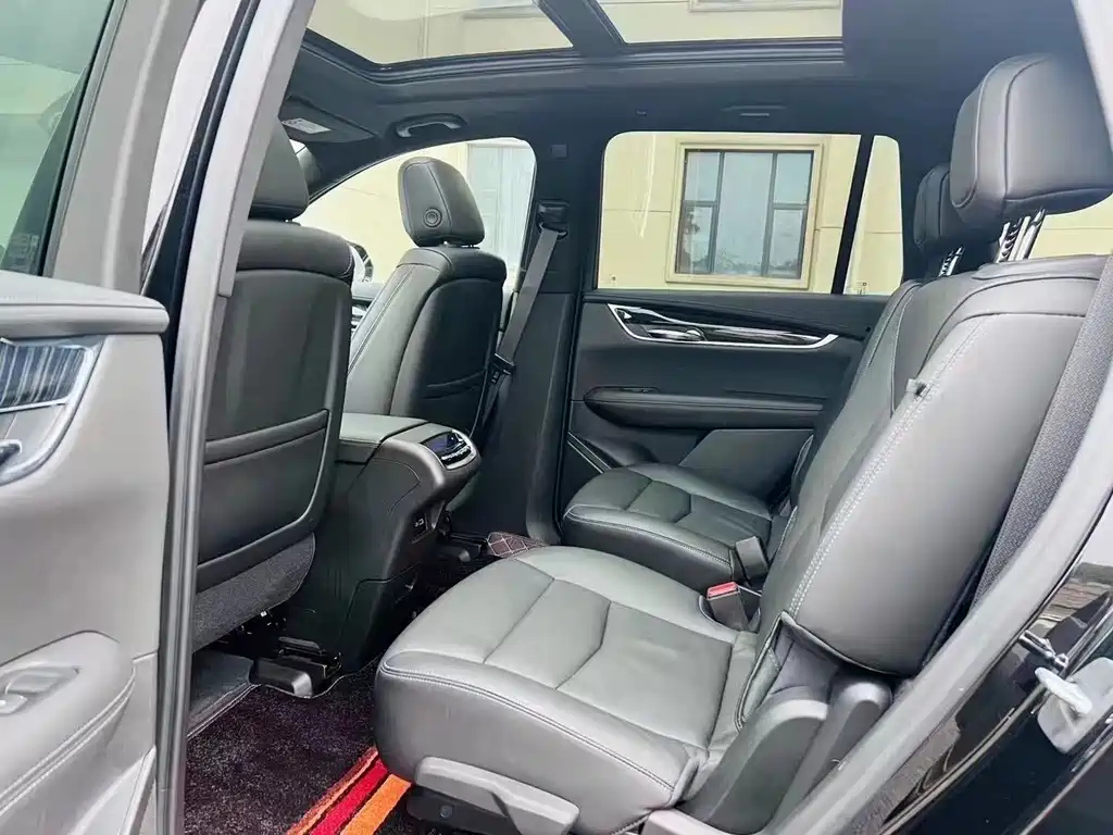 CADILLAC XT6 2022