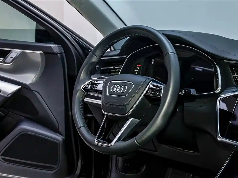 AUDI A6L 2023