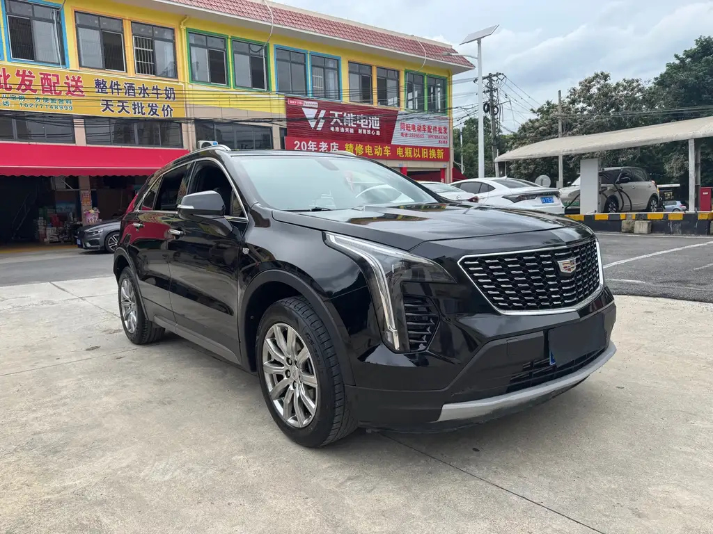 CADILLAC XT4 2021