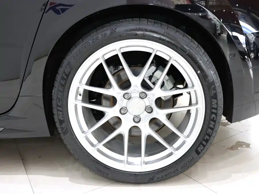 LYNK&CO 02 HATCHBACK 2021