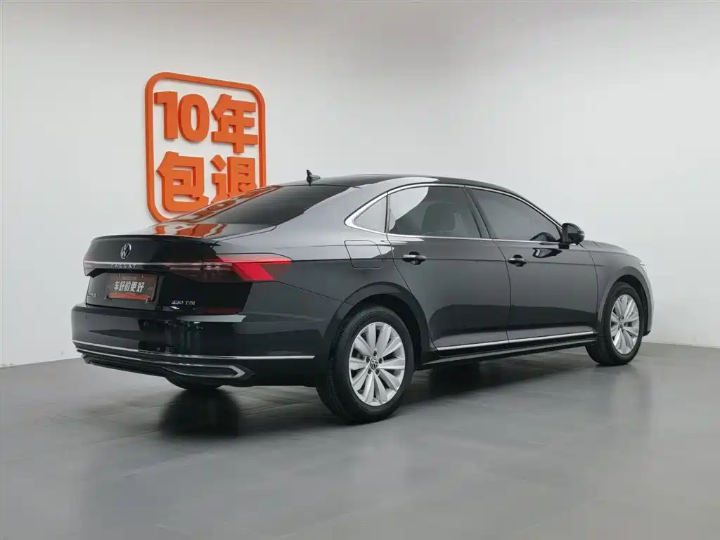 VOLKSWAGEN PASSAT 2021