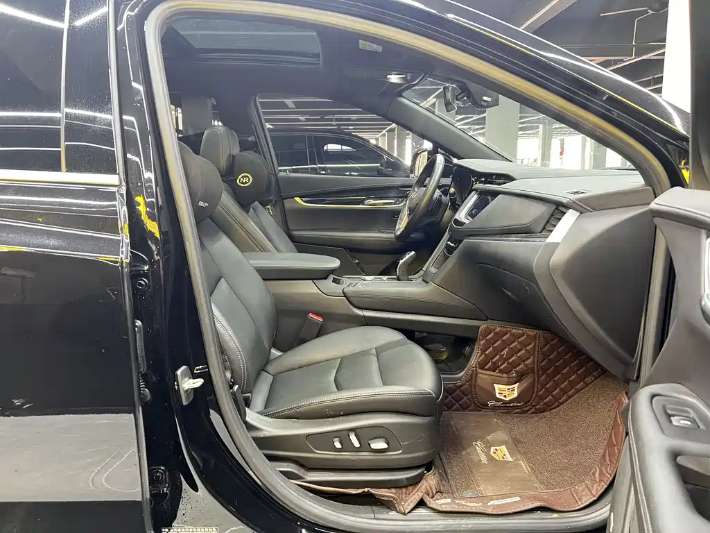 CADILLAC XT5 2022