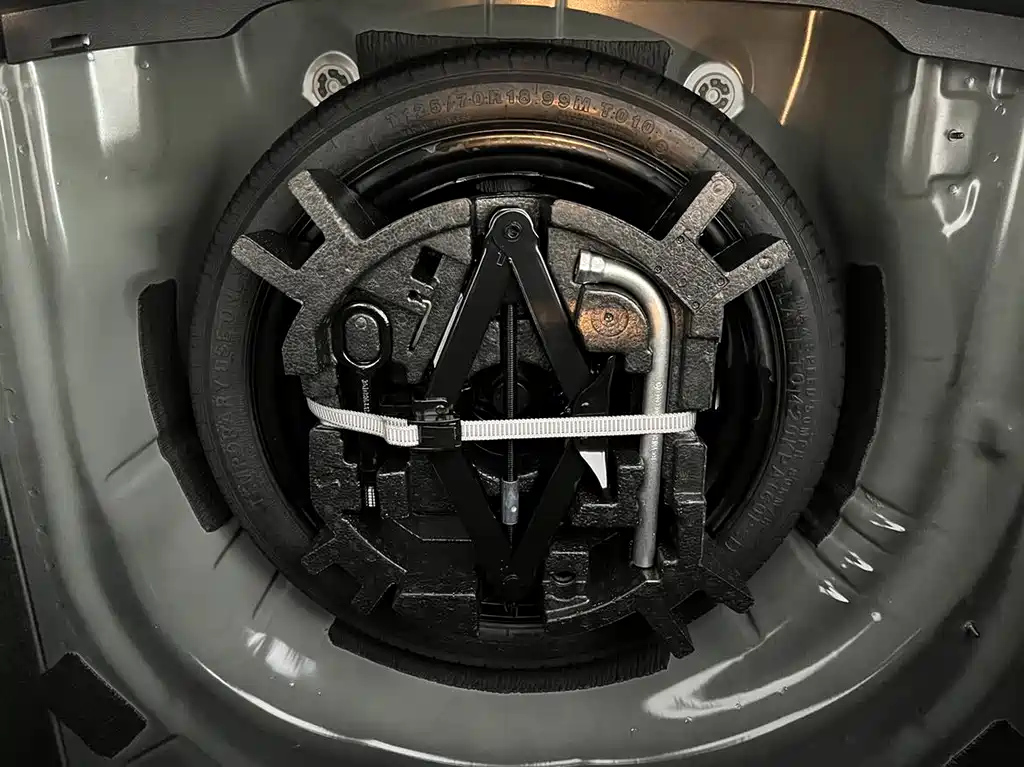 VOLKSWAGEN MAGOTAN 2023