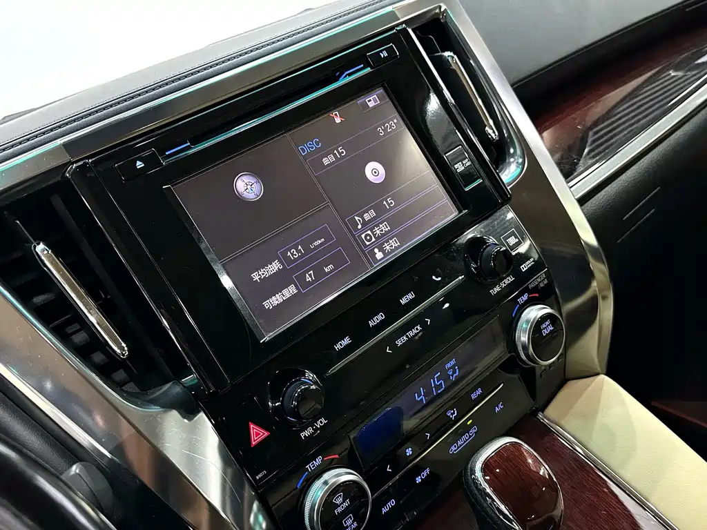 TOYOTA ALPHARD 2017