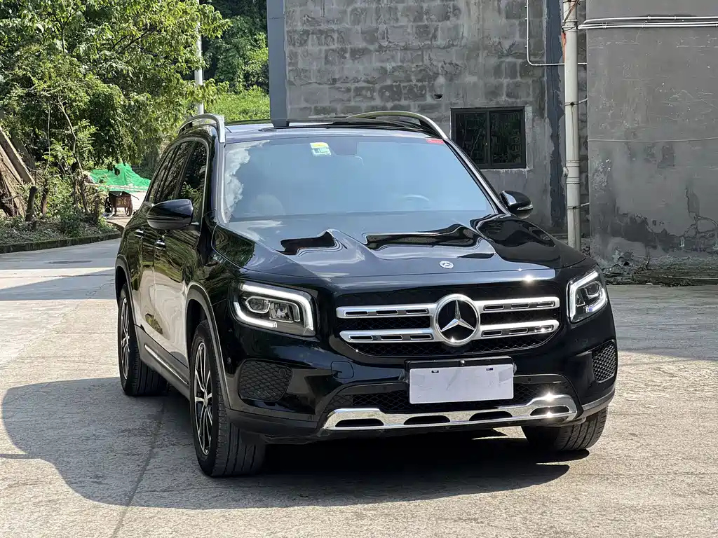 MERCEDES BENZ GLB 2021