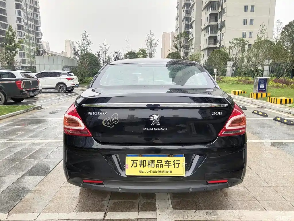 PEUGEOT 308 2015