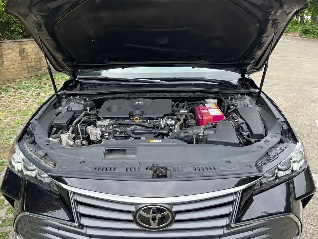 TOYOTA AVALON 2020