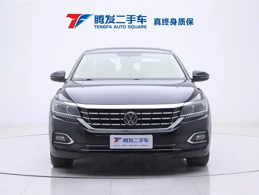 VOLKSWAGEN PASSAT 2021