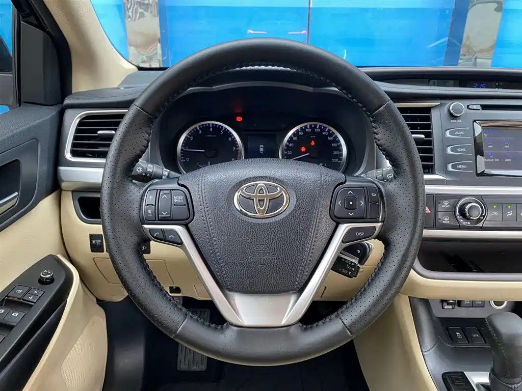 TOYOTA HIGHLANDER 2018