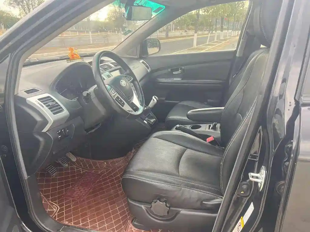 BYD S6 2014