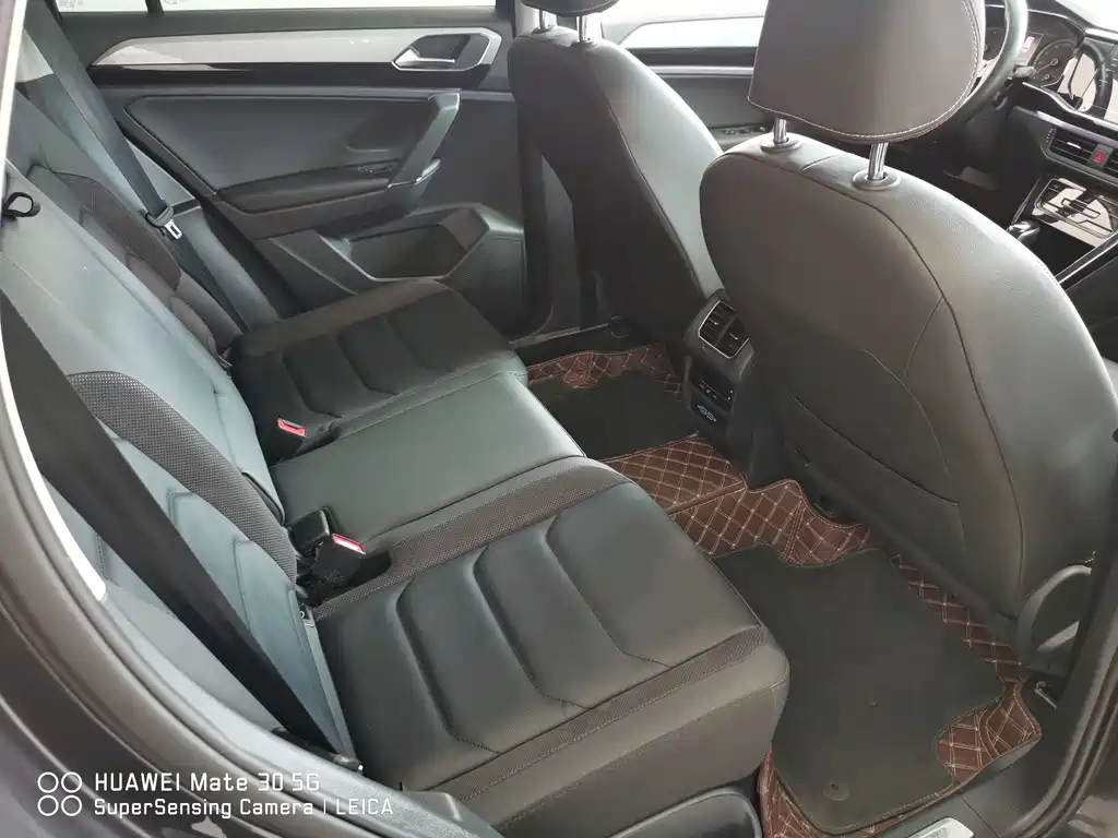 VOLKSWAGEN TAYRON 2022