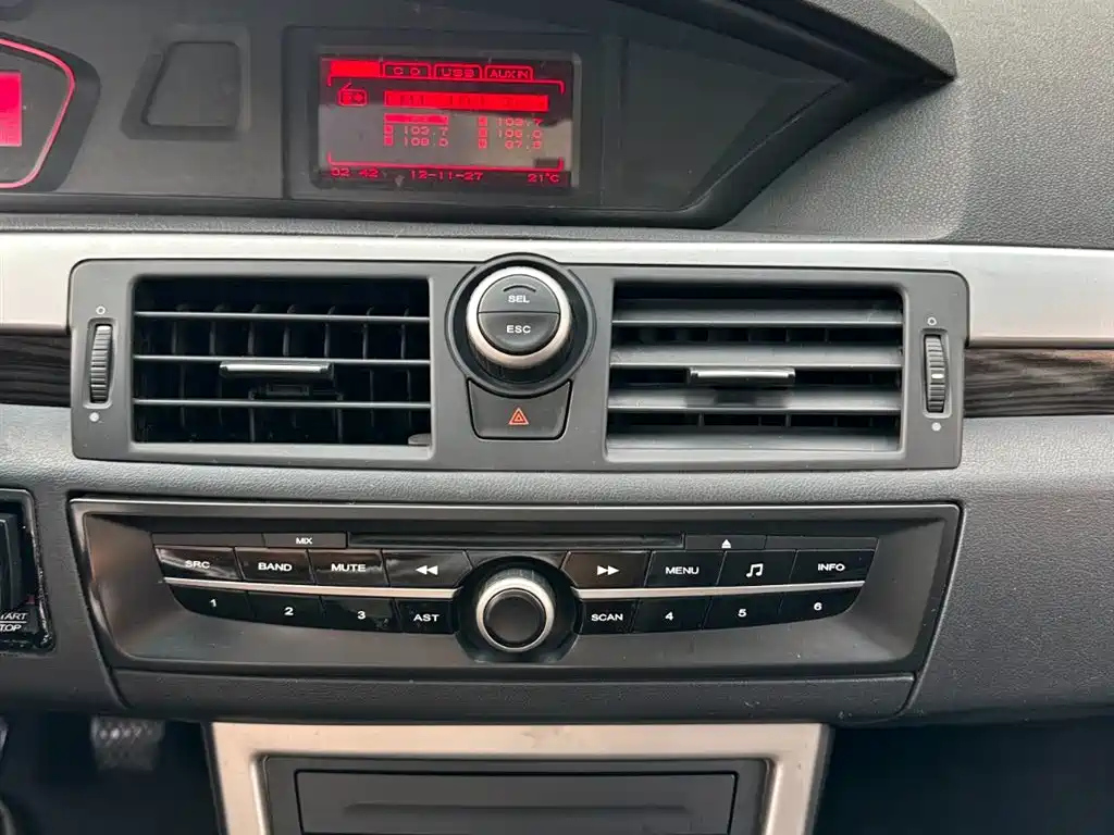 ROEWE 550 2011