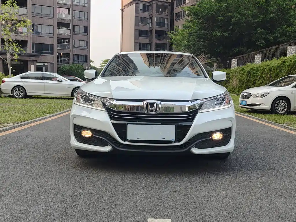 HONDA ACCORD 2018