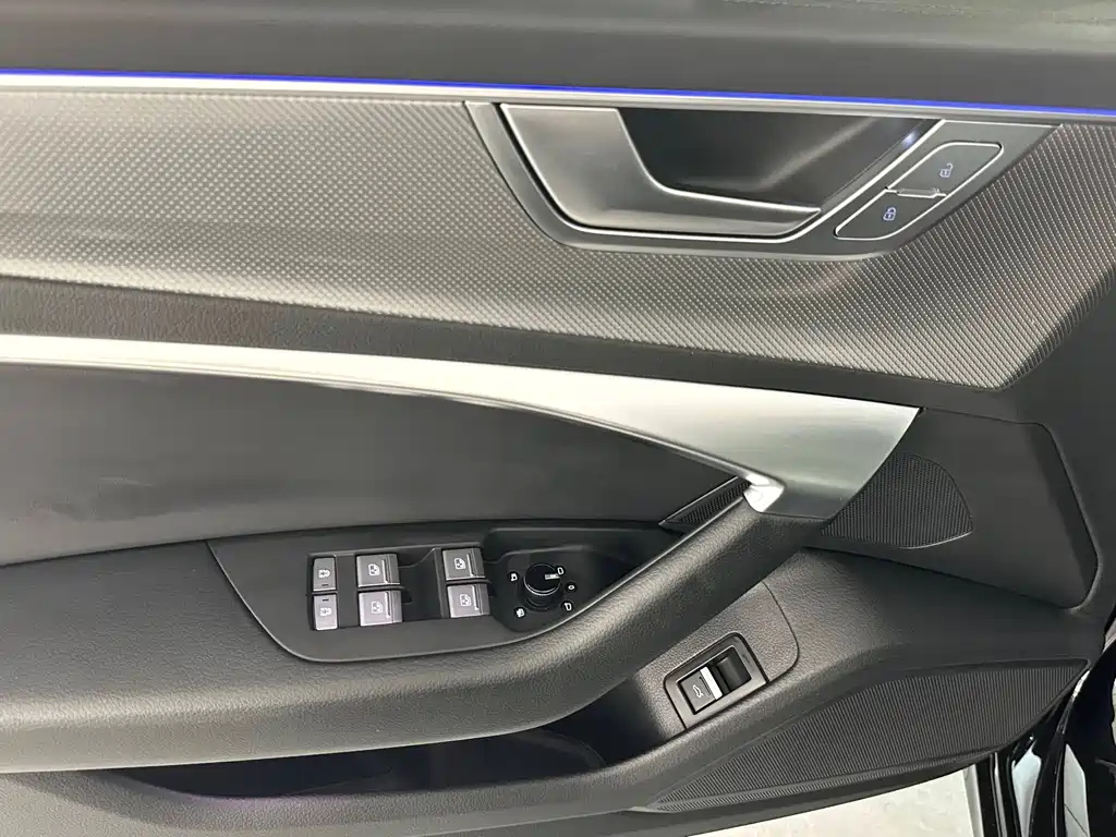 AUDI A6L 2023