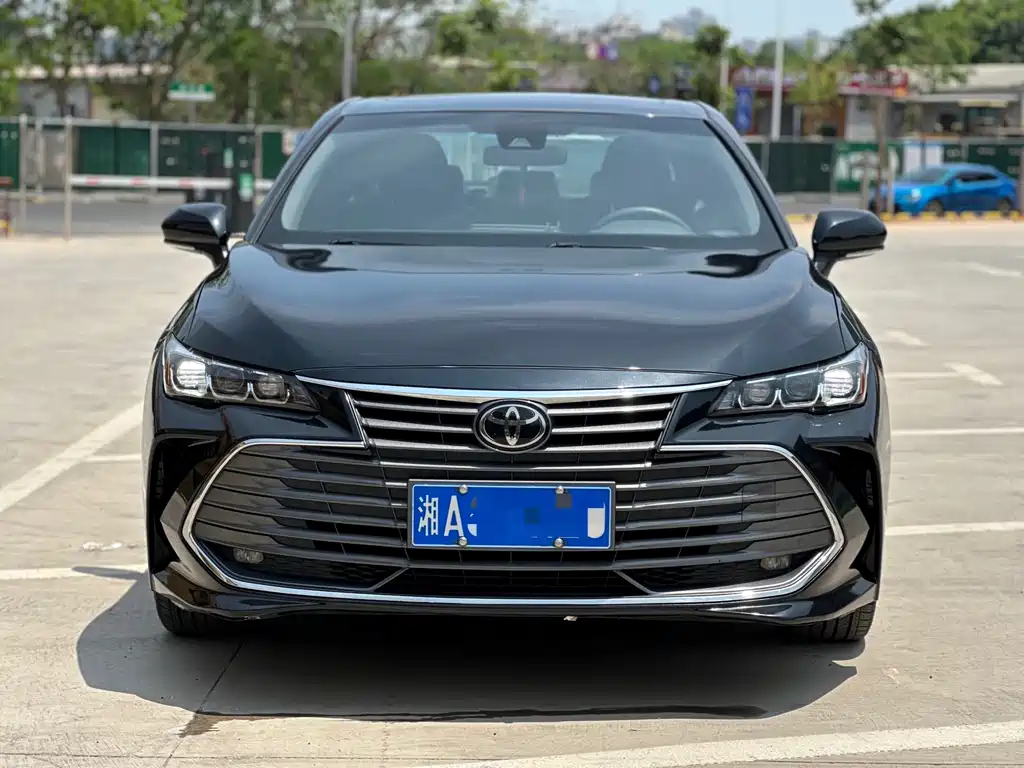 TOYOTA AVALON 2021
