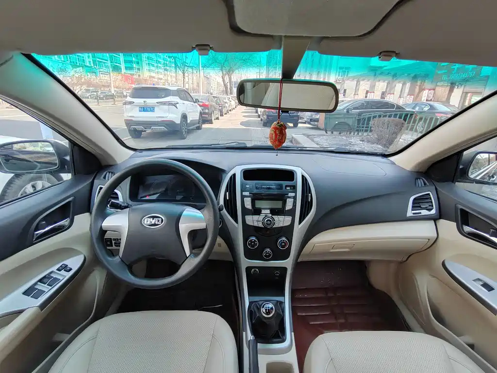 BYD F3 2015