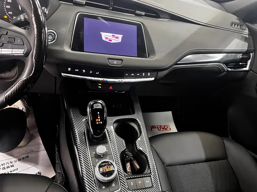 CADILLAC XT4 2022