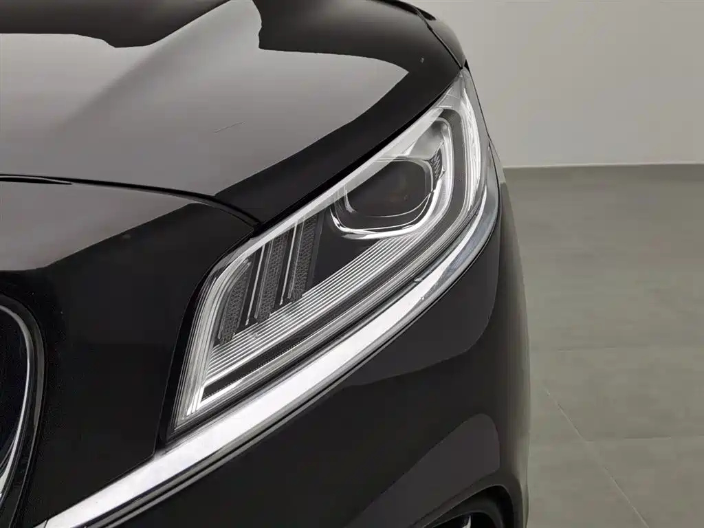 GEELY AUTO BORUI 2020
