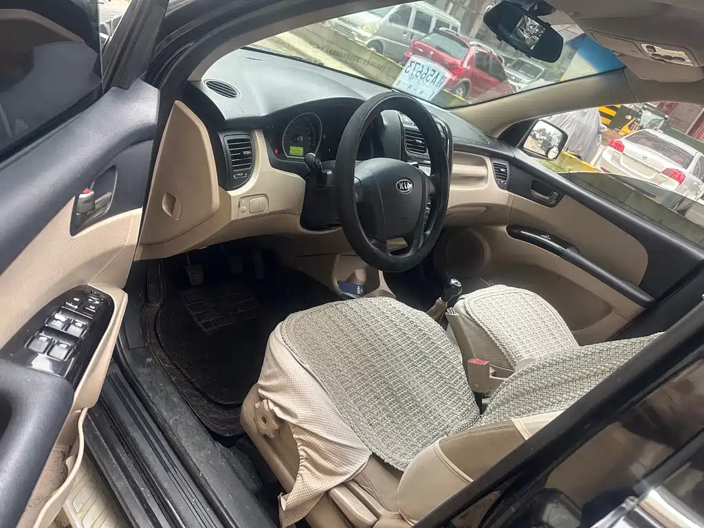 KIA SPORTAGE 2011