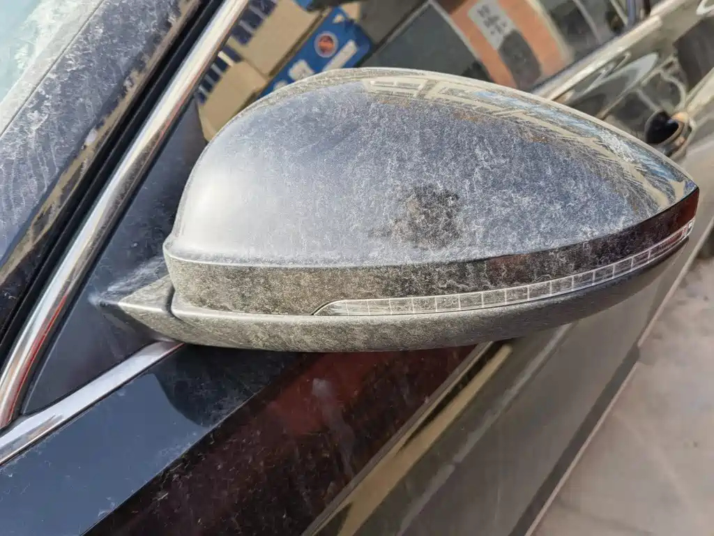 VOLKSWAGEN PASSAT 2023