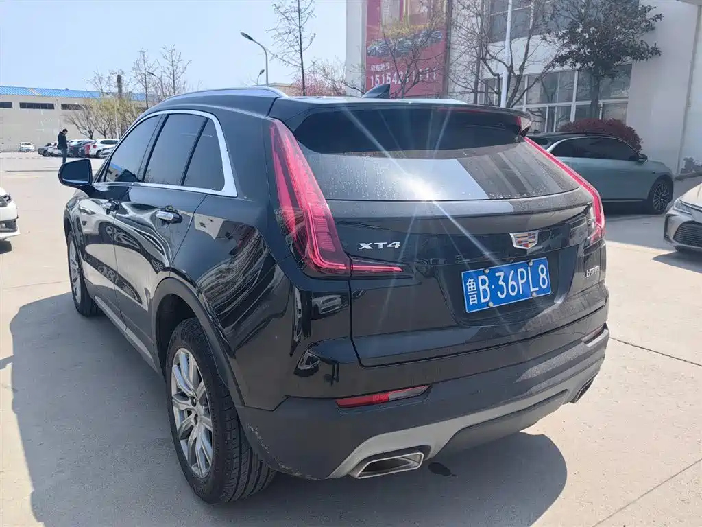 CADILLAC XT4 2022