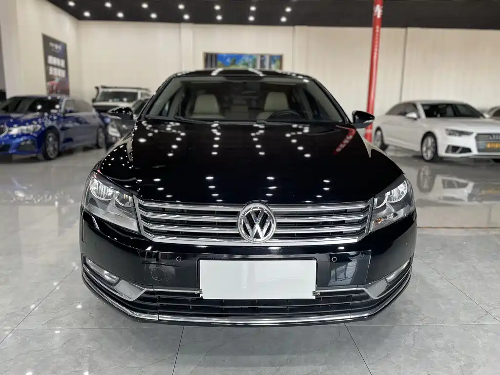 VOLKSWAGEN MAGOTAN 2016