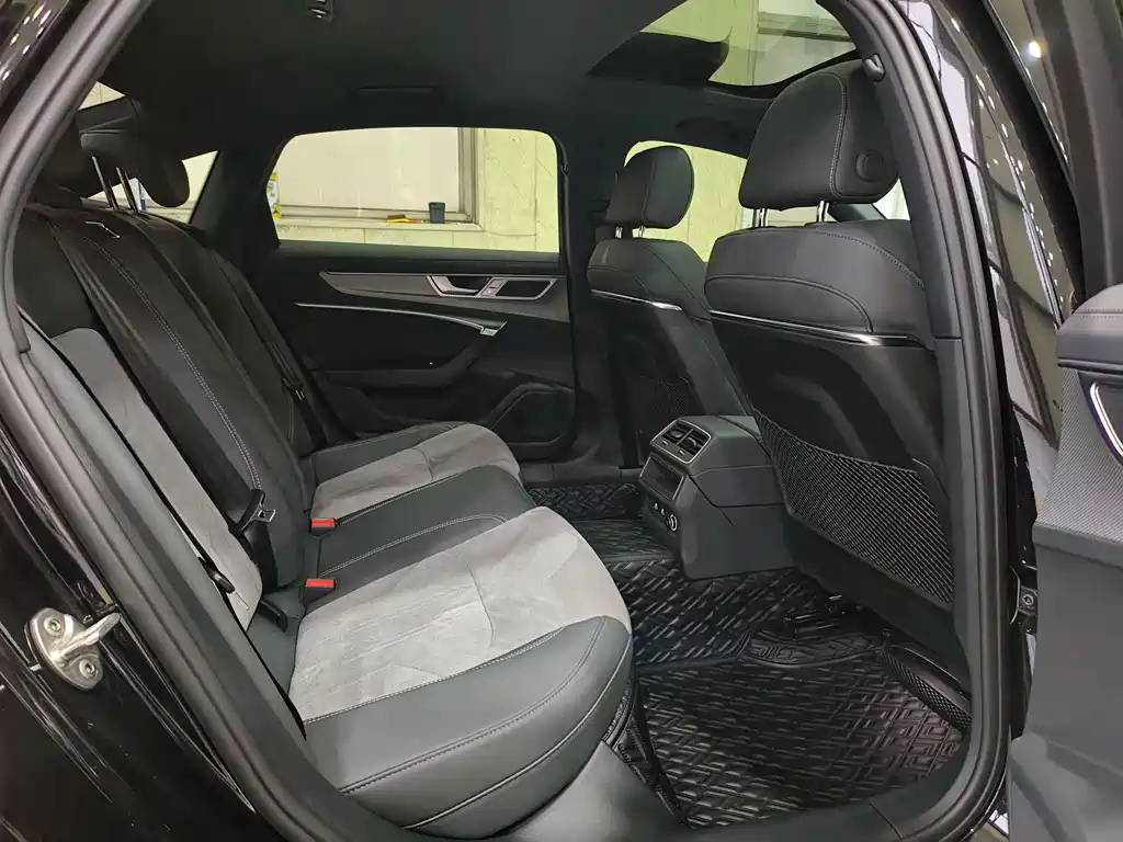 AUDI A6L 2023