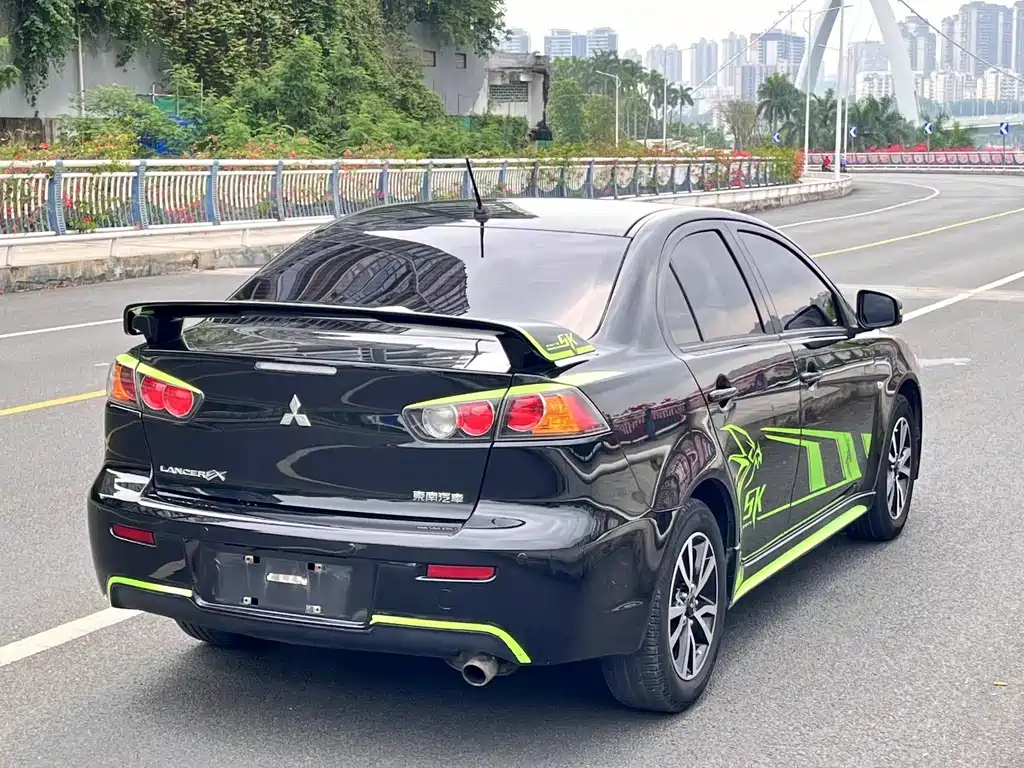 MITSUBISHI LANCER EX 2016