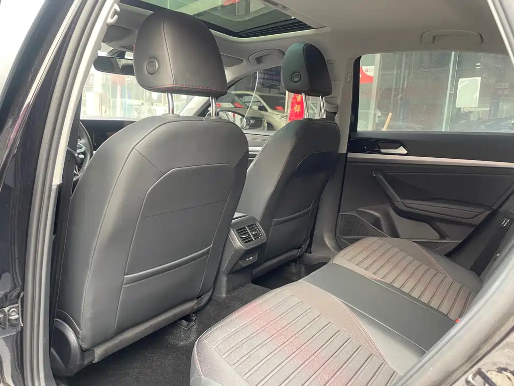 VOLKSWAGEN LAVIDA 2022