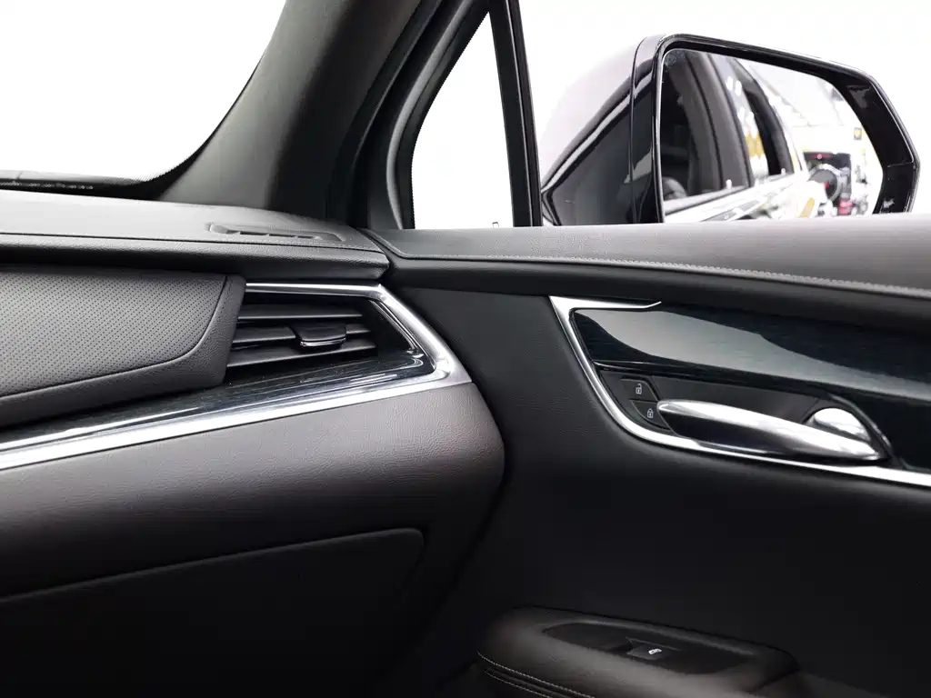 CADILLAC XT5 2022