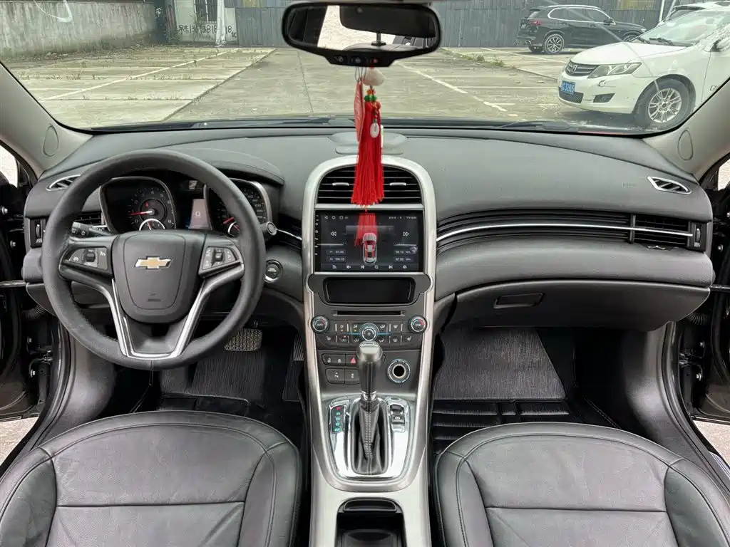 CHEVROLET MALIBU 2012