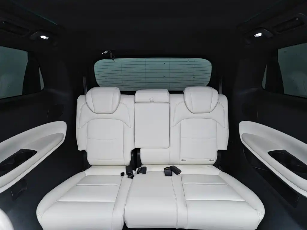 TRUMPCHI M8 2023