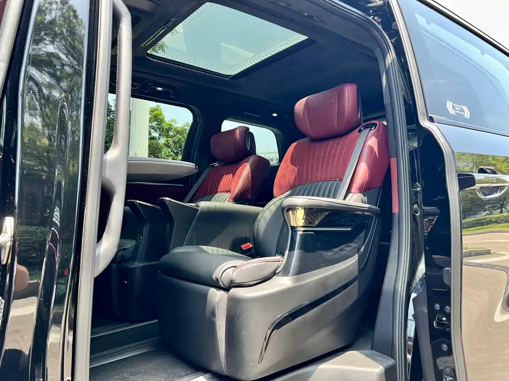 TRUMPCHI M8 2024