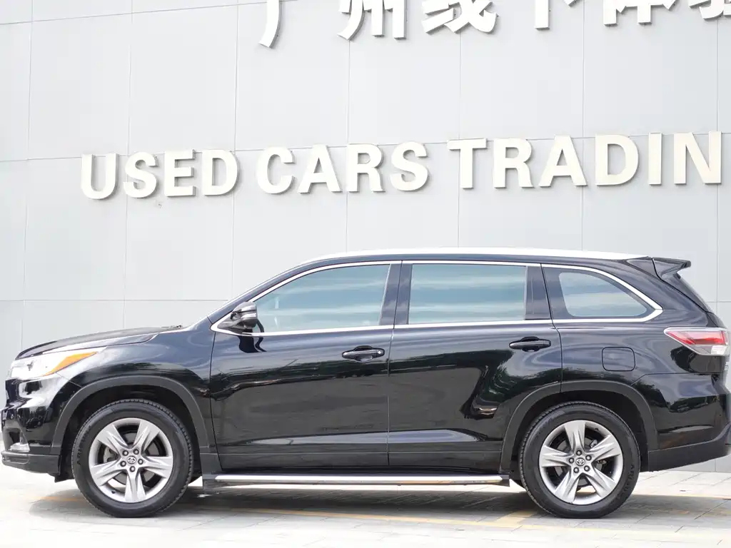TOYOTA HIGHLANDER 2017
