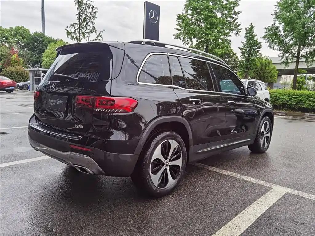 MERCEDES BENZ GLB 2020